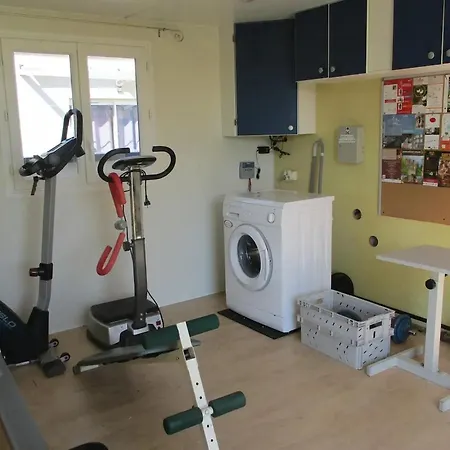 Hébergement de vacances Maison Avec à Châteauneuf-de-galaure, 40 M² *