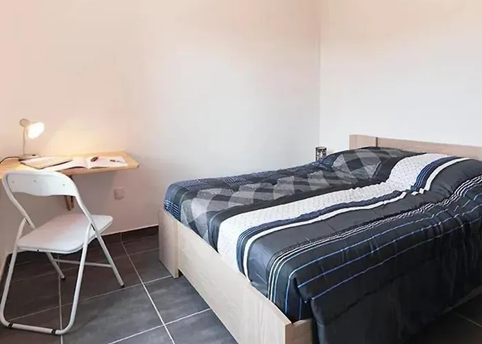 Maison Avec à Châteauneuf-de-galaure, 40 M² *